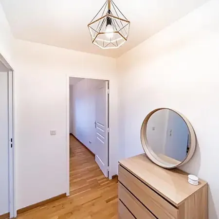 Appartement Joli T2 Avec Garage Gratuit Et Balcon à Villeurbanne Extérieur photo